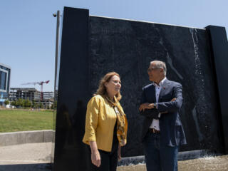 Gov. Inslee visits Vancouver Waterfront photo gallery