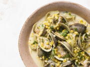 A recipe for steamed clams with corn, fennel and cr?me fra?che.