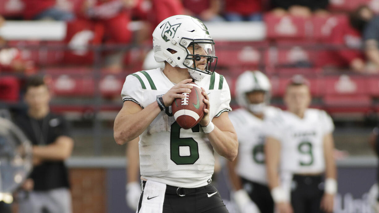 Portland State quarterback Davis Alexander threw three touchdown passes on Saturday, Oct. 16, 2021, in a 31-10 win over Idaho State.