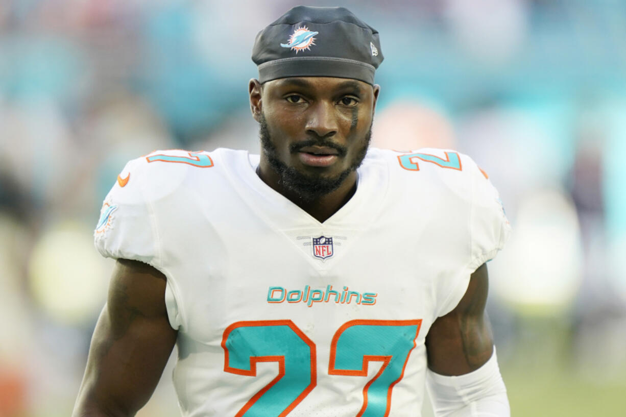 Cornerback Justin Coleman (27) signed a one-year deal with the Seattle Seahawks on Thursday, March 24, 2022. Coleman, who played for Seattle in 2017 and 2018, spent the 2019-20 seasons with Detroit and last season in Miami..