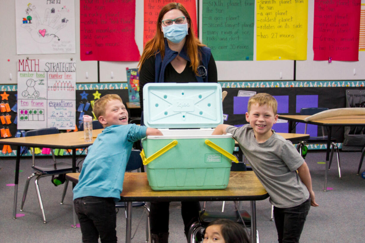 Elementary students in Woodland learned about Pacific gray whales with in-classroom lessons, hands-on activities, and experiments taught by Field Educator Kelly McKenzie from the Columbia River Maritime Museum in Astoria, Ore.