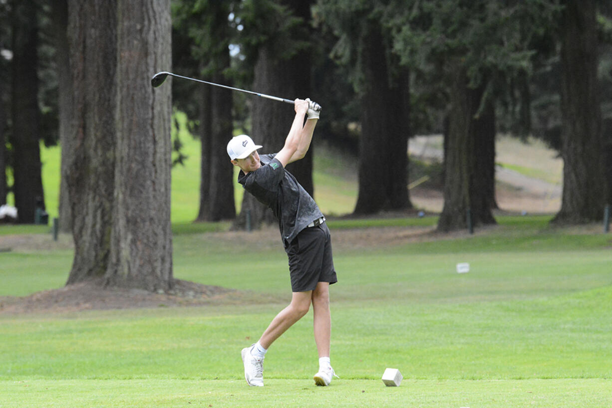 Dane Huddleston of Woodland tees off on the No. 16 hole at Glendoveer Golf Course in Portland during the Prairie Invitational on Wednesday, Sept. 28, 2022.