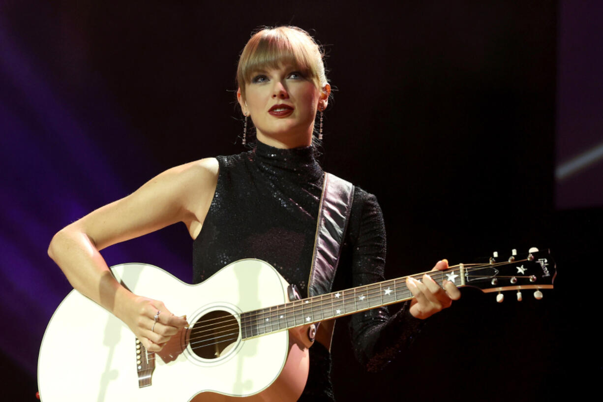 Taylor Swift performs onstage during NSAI 2022 Nashville Songwriter Awards at Ryman Auditorium on Sept. 20, 2022, in Nashville, Tennessee.