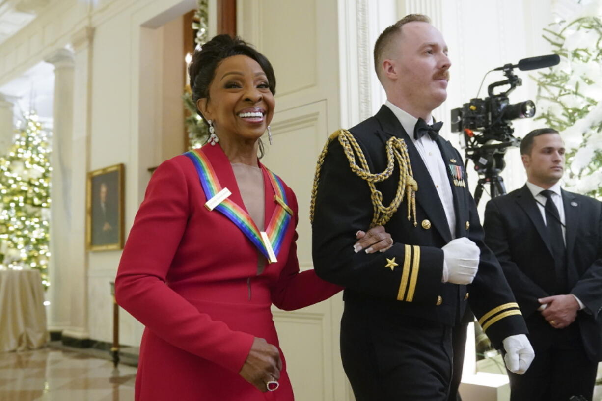 Gladys Knight arrives to attend the Kennedy Center honorees reception at the White House in Washington, Sunday, Dec. 4, 2022.