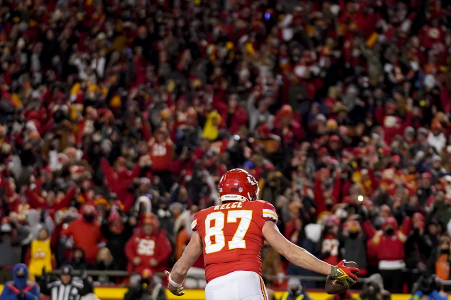 Chiefs top Bengals 23-20 on last-second kick for AFC title