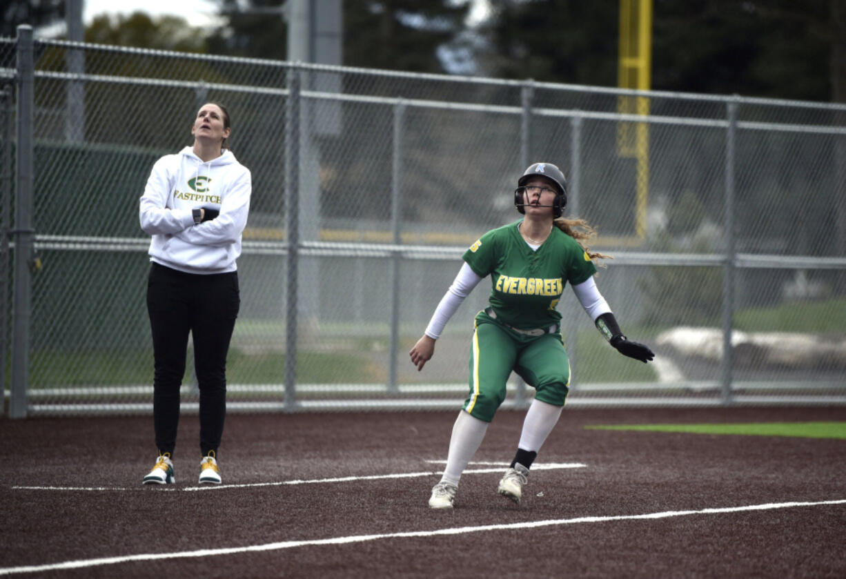 Evergreen's McKayla White backtracks to third base during a 3A GSHL softball game on Friday, April 21, 2023, at Evergreen High School.