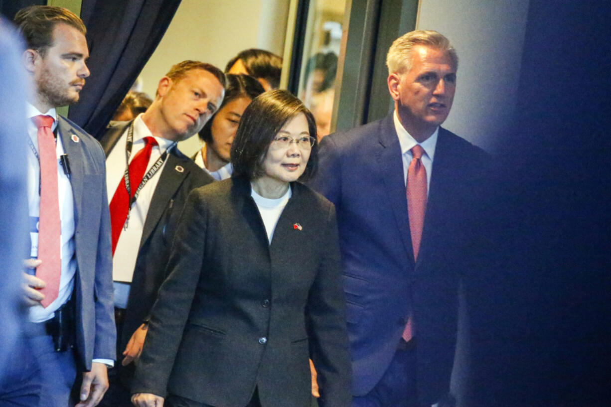 House Speaker Kevin McCarthy, R-Calif., right, and Taiwan President Tsai Ing-wen, second from right, arrive at a Bipartisan Leadership Meeting at the Ronald Reagan Presidential Library in Simi Valley, Calif., Wednesday, April 5, 2023. (AP Photo/Ringo H.W.