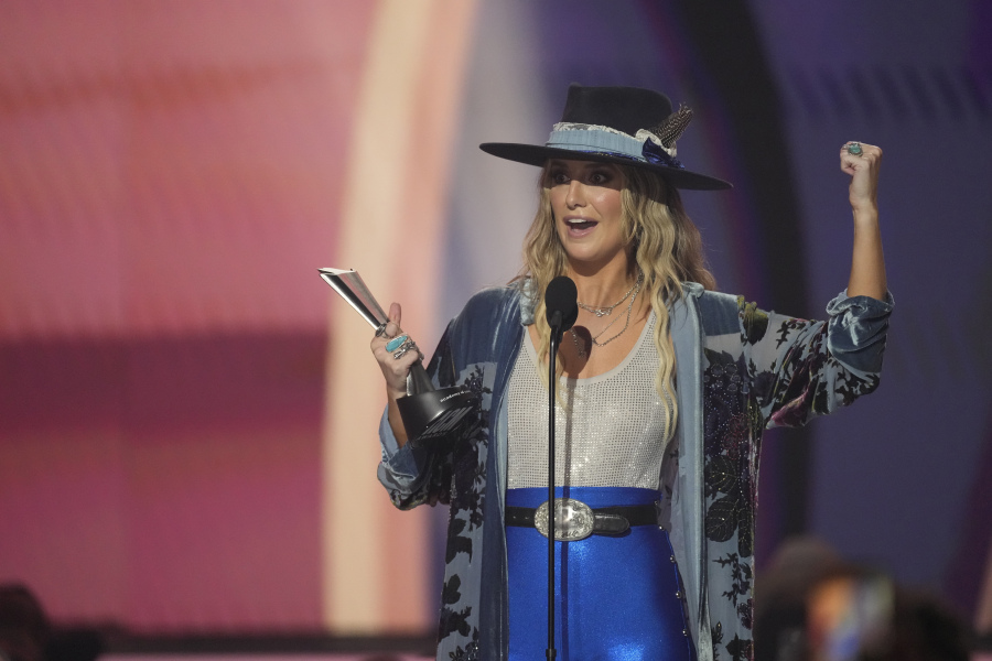 At ACM Awards in Frisco, Lainey Wilson, Chris Stapleton, Hardy win