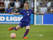 United States captain Becky Sauerbrunn, who also plays for the Portland Thorns, has a right foot injury that will keep her out of the Women's World Cup next month.