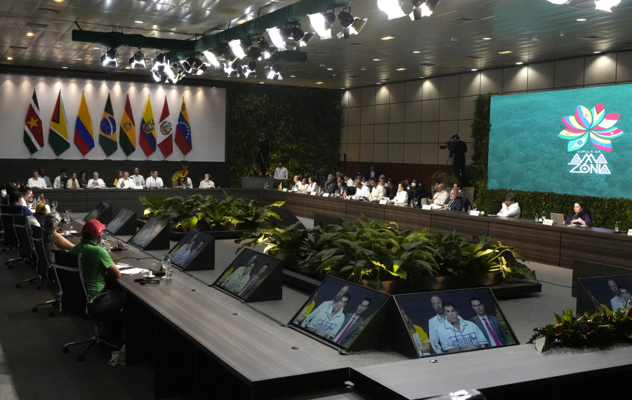 Eight  rainforest countries begin first summit in 14 years