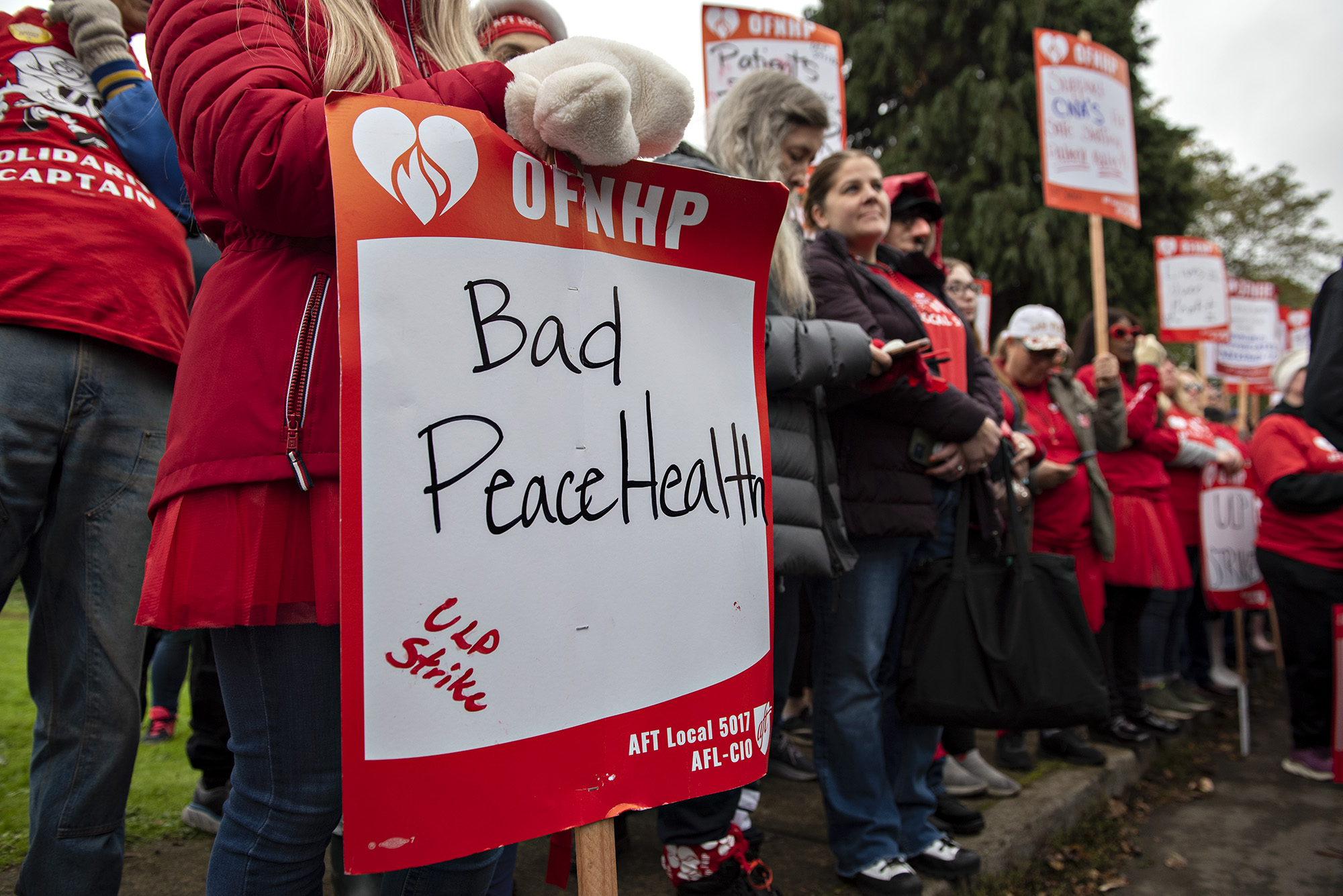 Five-day health care worker strike begins at PeaceHealth in