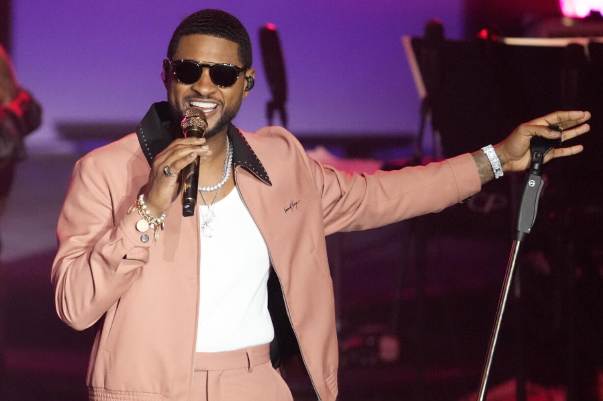 Usher performs  in 2022 in New York.