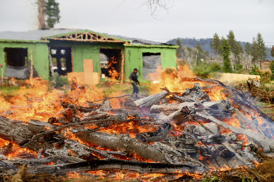 How are people supposed to rebuild Paradise, California, when nobody can  afford home insurance? - The Columbian