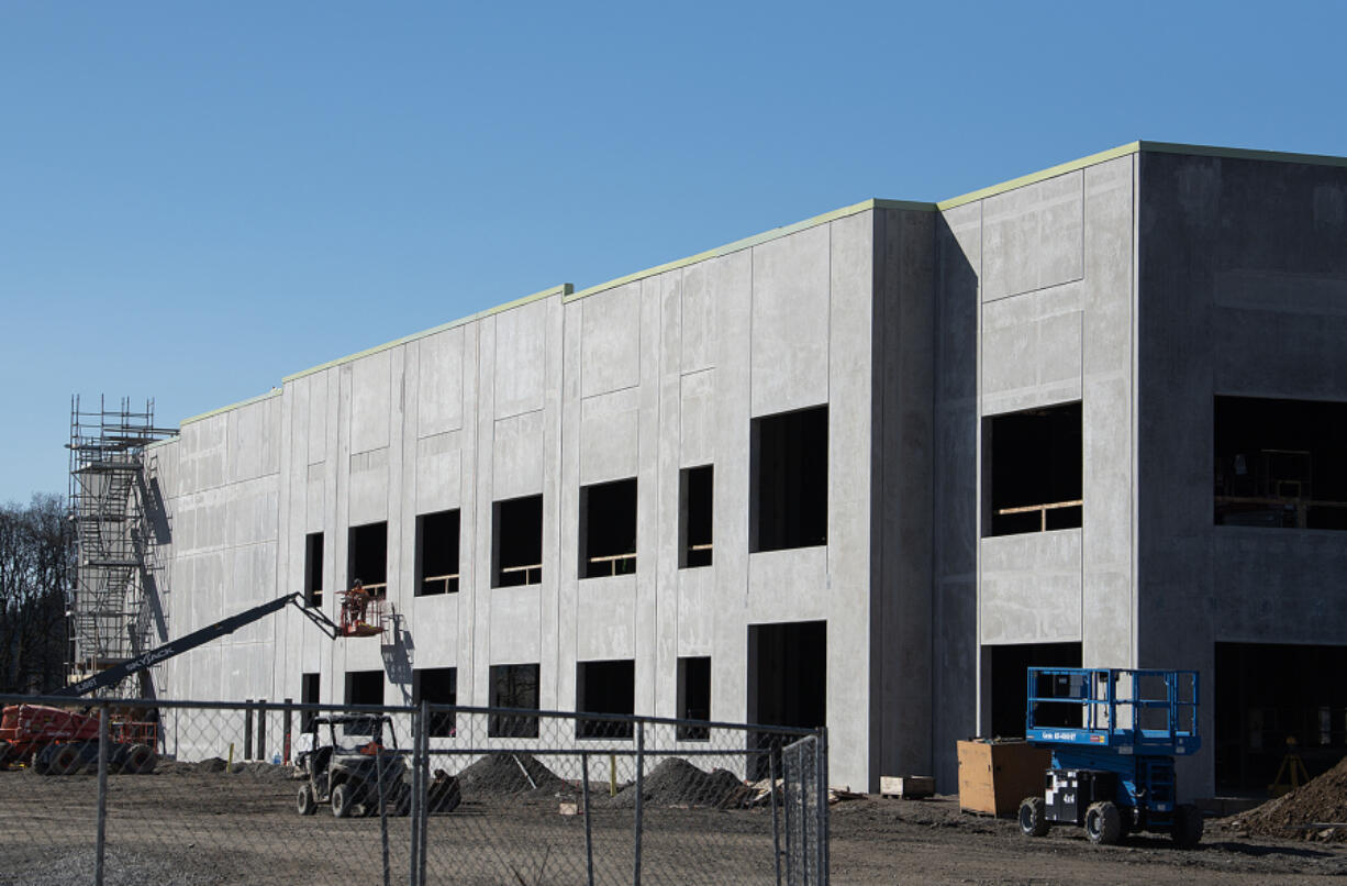 A large new warehouse for drink distributor Craig Stein Beverage is under construction in Orchards.