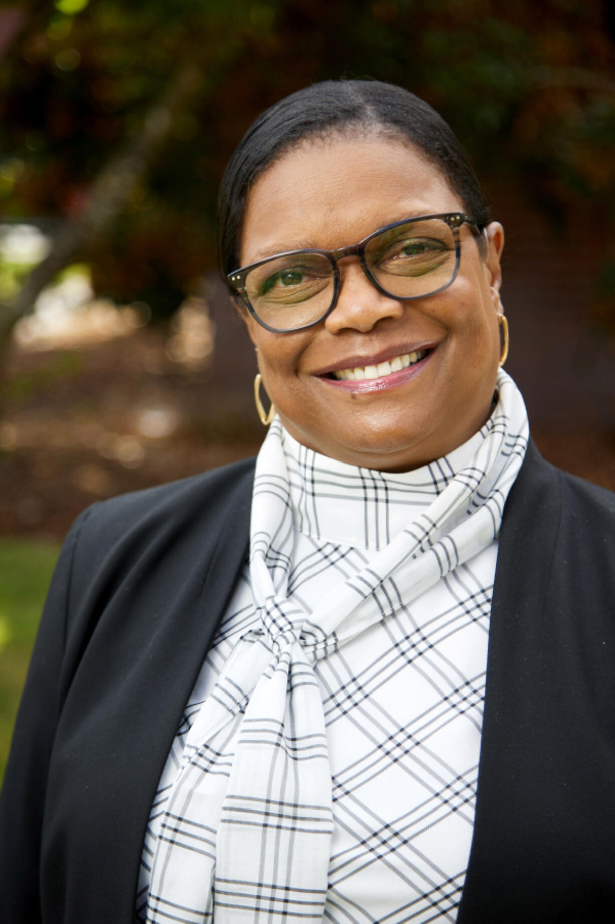 Clark College President Dr. Karin Edwards was recently named a Paragon President by the Phi Theta Kappa Honor Society.