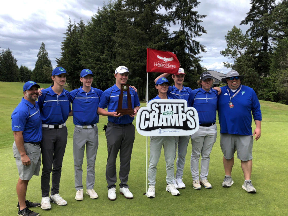 The Mountain View boys golf team poses for a photo after winning the Class 3A boys state championship on Wednesday, May 22, 2024 at The Golf Club at Hawks Prairie in Lacey.