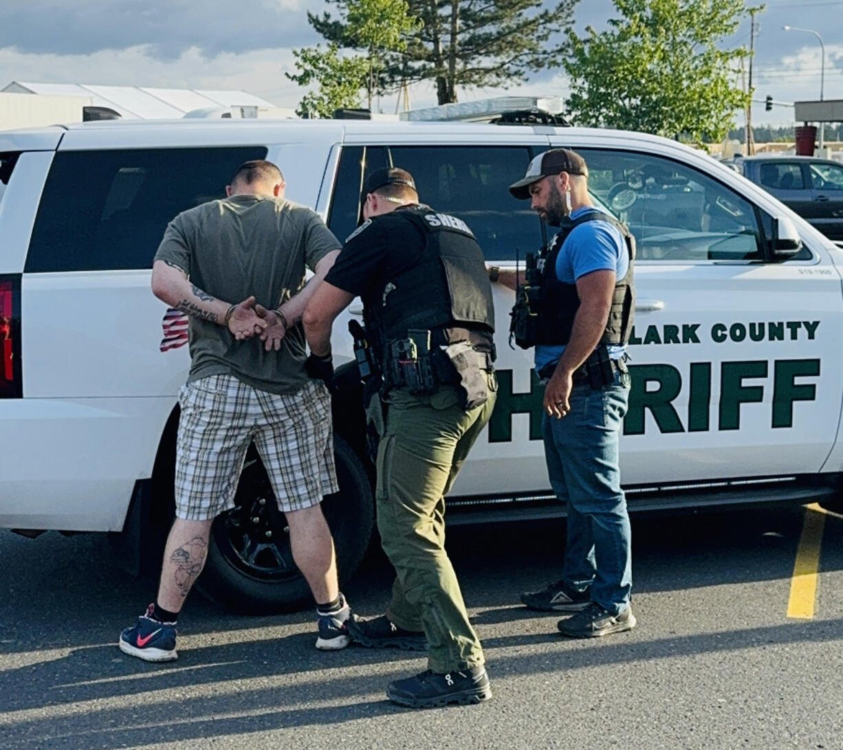 The Clark County Sheriff&rsquo;s Office arrested eight suspects during a retail theft operation at the Fred Meyer store on 117th Avenue in Orchards.