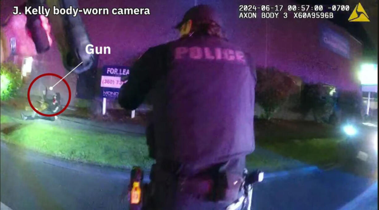 Body camera footage from Vancouver police Sgt. James Kelly shows what appears to be a gun in Jonathan West Nelson&rsquo;s right hand.