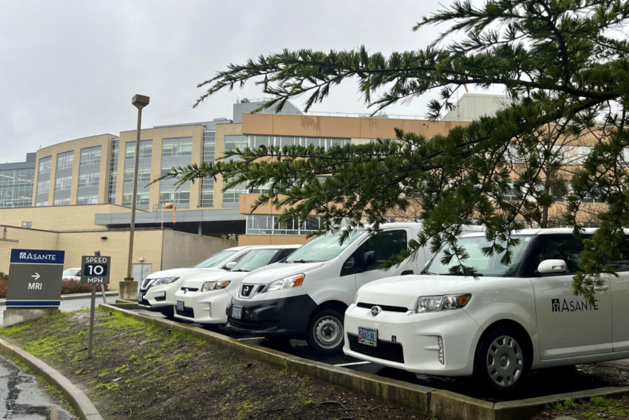 FILE - The Asante Rogue Regional Medical Center is seen, Jan. 4, 2024, in Medford, Ore. Dani Marie Schofield, a former nurse at the southern Oregon hospital, is facing criminal charges that she harmed nearly four dozen patients by stealing fentanyl and replacing it with non-sterile tap water in intravenous drips.