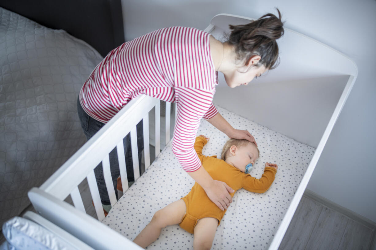 Safe sleep practices include keeping infants cool with their faces and head uncovered and offering a pacifier for sleep times.