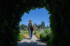 Fort Vancouver Garden news photo gallery