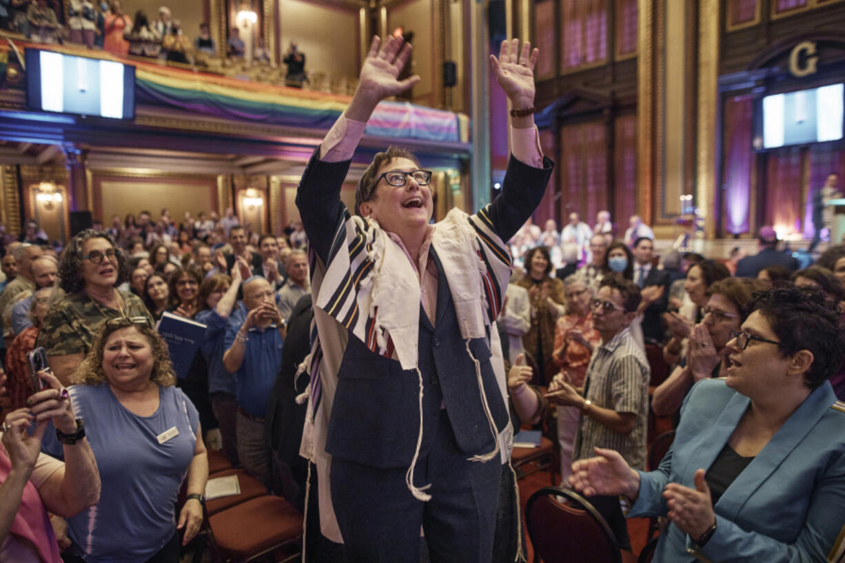 Rabbi Sharon Kleinbaum sings during her last service June 28 at the Masonic Hall in New York. After leading the nation&rsquo;s largest LGBTQ+ synagogue through the myriad ups and downs of the modern gay-rights movement for the last three decades, she is now stepping down from that role and shifting into retirement.