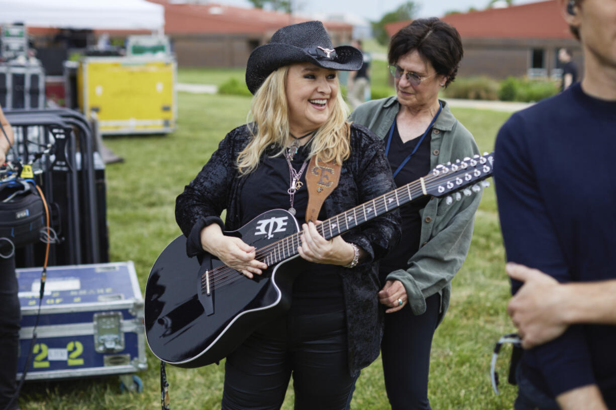 Melissa Etheridge, foreground, and Linda Wallem during the filming of the docuseries &ldquo;Melissa Etheridge: I&rsquo;m Not Broken.&rdquo; (James Moes/Paramount+)