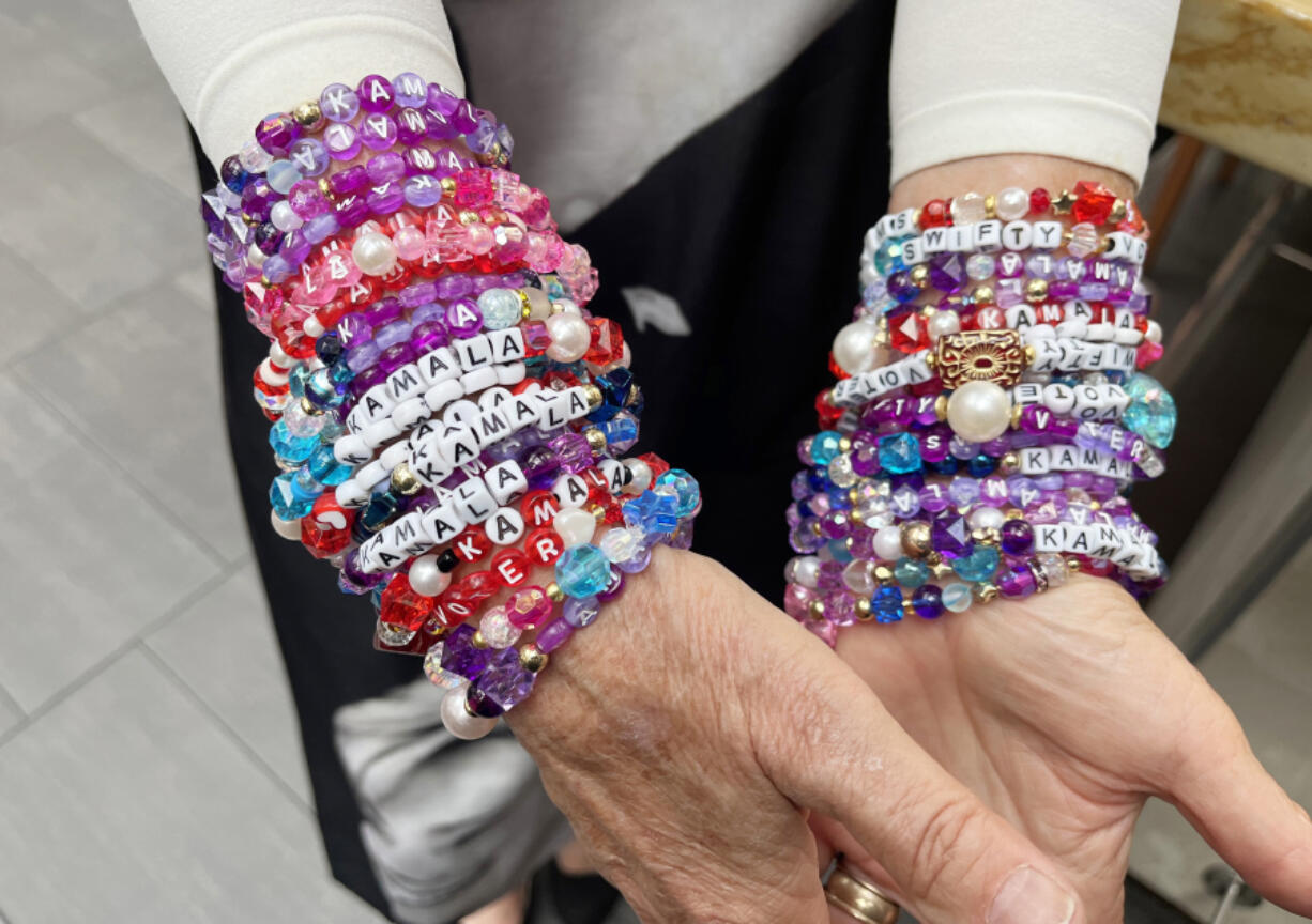 Kelly Jacobs, a delegate from Mississippi, made 1,000 &ldquo;Swifty Voter&rdquo; and &ldquo;Kamala&rdquo; friendship bracelets to hand out at the Democratic National Convention.