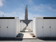 Rows of Tesla batteries in operation at PG&amp;E&Ccedil;&fnof;&Ugrave;s Elkhorn battery storage facility in Moss Landing, California, on Thursday, Aug. 15, 2024.