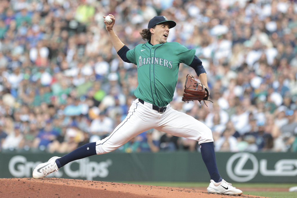 Seattle Mariners starting pitcher Logan Gilbert throws during the second inning of a baseball game against the New York Mets, Saturday, Aug. 10, 2024, in Seattle.