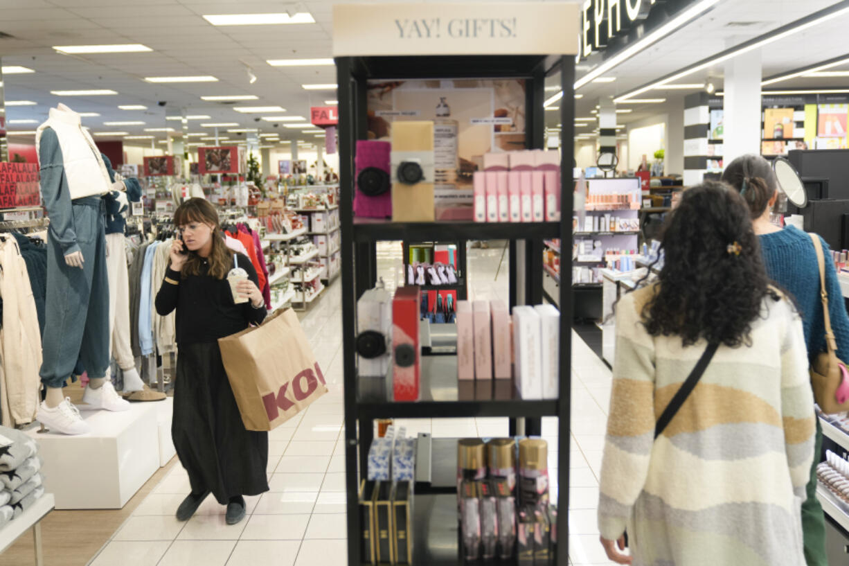 Shoppers peruse merchandise at a Kohl&rsquo;s in Ramsey, N.J., on Oct. 10, 2024.