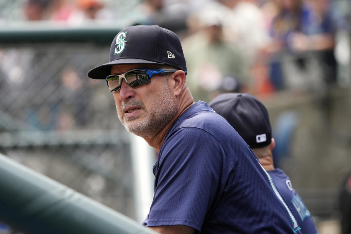 Seattle Mariners coach Manny Acta returns to the 2025 team as bench coach, a role he had from 2018-19.